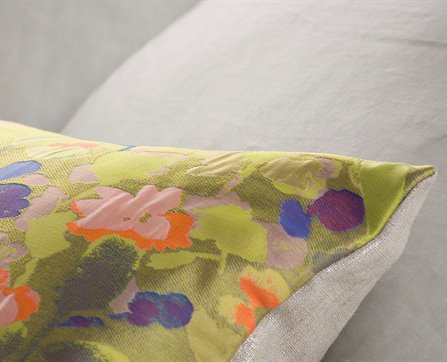 Mrs.Me home couture - cushion Petal Yellow detail4 WEBS